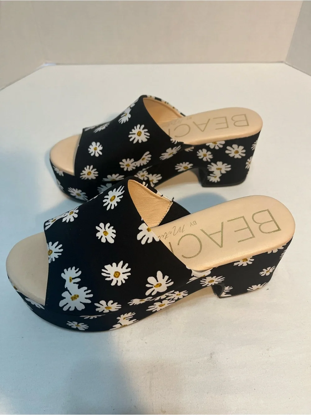 Black Daisy Platform Slide Wedges with Cream Footbed
